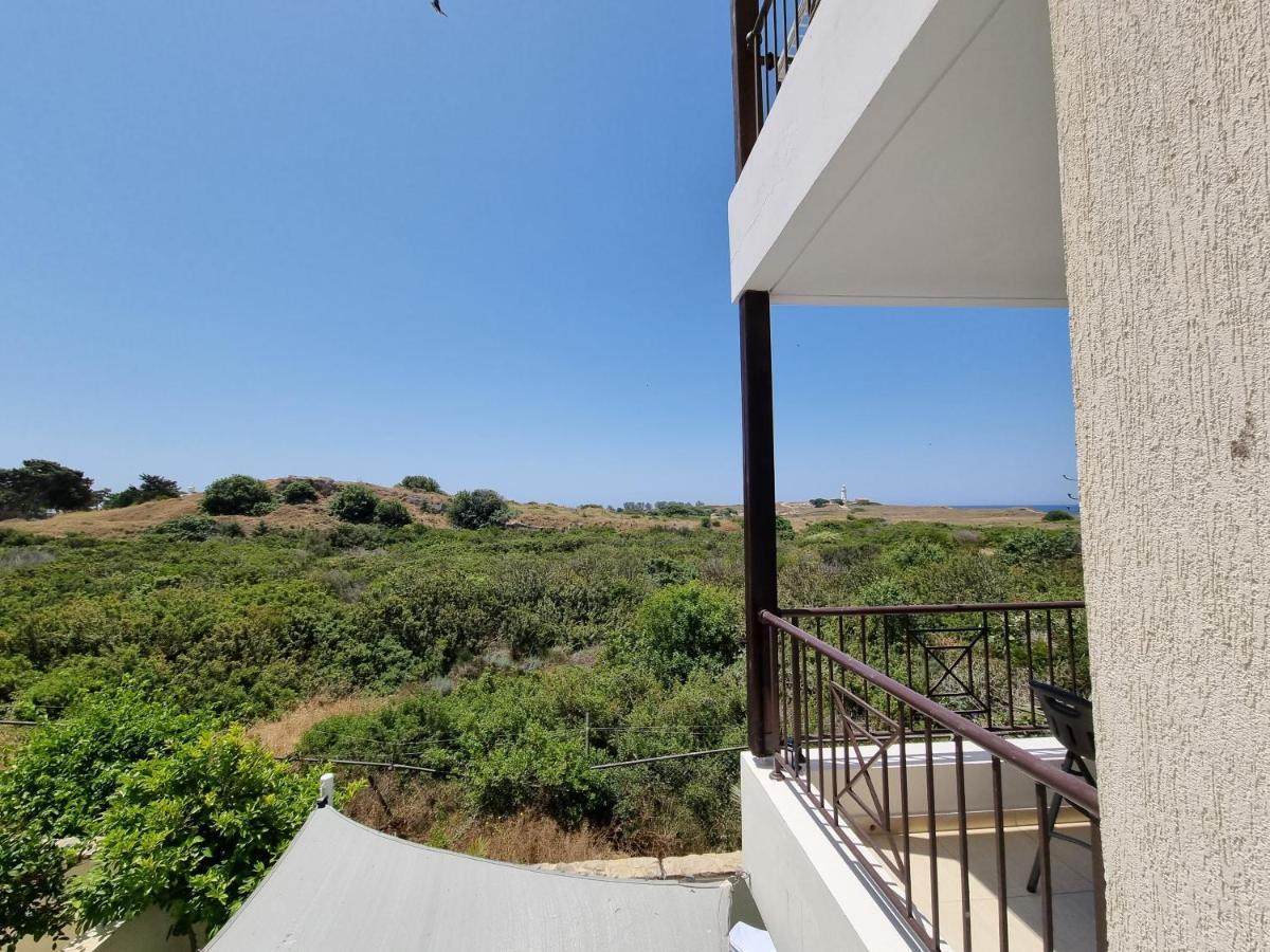 Ancient Paphos - Cozy Place Next To The Sea, Marina, Historical Sites, Buses, Mall, And Market Extérieur photo