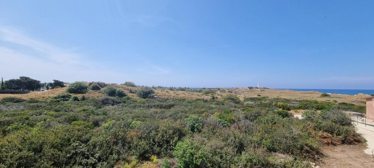 Ancient Paphos - Cozy Place Next To The Sea, Marina, Historical Sites, Buses, Mall, And Market Extérieur photo